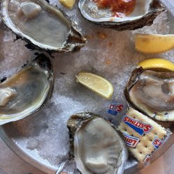 Raw oysters (didn't have a nice flavor)
