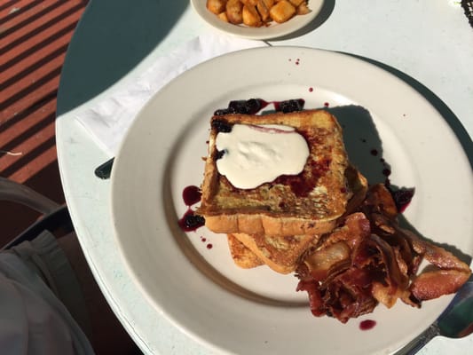 Carmen’s Cafe Nicole by null