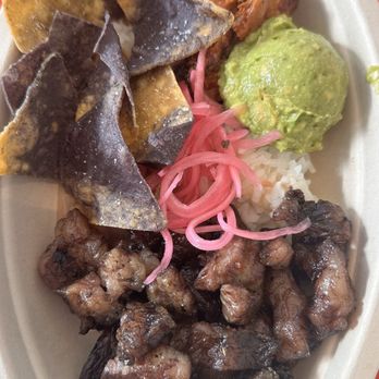 Fonda Moderna - Waygu and chicken bowl. Lots of flavor and delicious. The guacamole is perfect! - Tacos Near Me - Newport Beach, California Fonda Moderna - Waygu and chicken bowl. Lots of flavor and delicious. The guacamole is perfect! - Tacos Near Me - Newport Beach, California