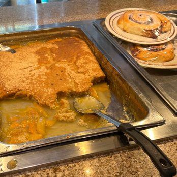The Longstreet Café - Peach cobbler and HUGE cinnamon roll - Southern Near Me - Gainesville, Georgia The Longstreet Café - Peach cobbler and HUGE cinnamon roll - Southern Near Me - Gainesville, Georgia