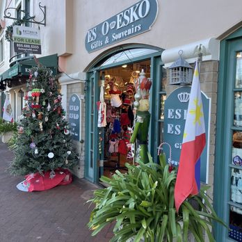 Esko Esko Gifts And Apparel - Storefront - Women's Clothing Near Me - Solvang, California