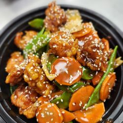 Szechuan 132 Chinese Restaurant - Sesame Chicken Dark Meat
