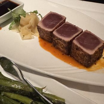 Eddie V's Prime Seafood - Ahi Tuna - Seafood Near Me - Oak Brook, Illinois