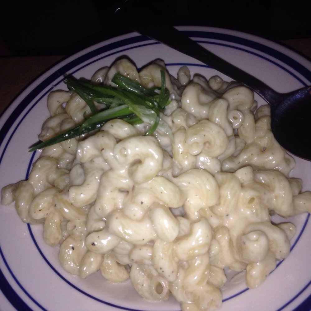 Meat - Large macaroni & cheese - $12 - Barbeque Near Me - Edmonton, Alberta