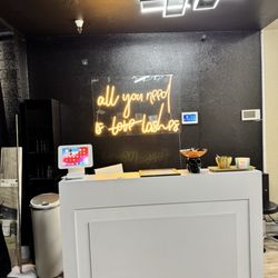 BZB Lashes - Paying area