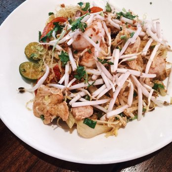 Star Noodle - Singapore Noodles. $13 - Asian Fusion Near Me - Lahaina, Hawaii Star Noodle - Singapore Noodles. $13 - Asian Fusion Near Me - Lahaina, Hawaii