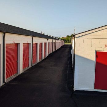 Mini Mall Storage - Self Storage Near Me - OOLTEWAH, Tennessee Mini Mall Storage - Self Storage Near Me - OOLTEWAH, Tennessee