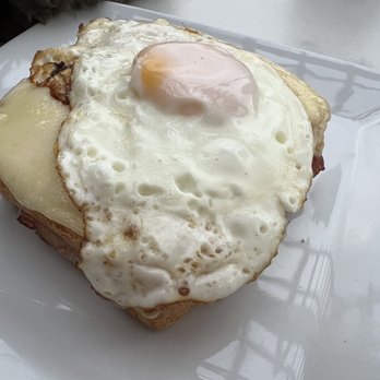 Starnut Gourmet - Croque Madame - Coffee & Tea Near Me - McLean, Virginia Starnut Gourmet - Croque Madame - Coffee & Tea Near Me - McLean, Virginia