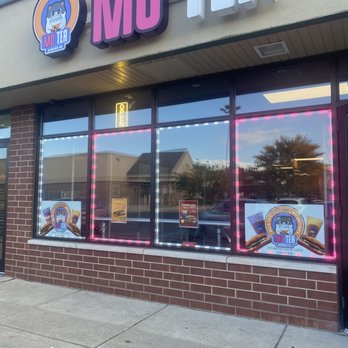 Mo'Tea & Banh Mi - Sandwiches Near Me - Naperville, Illinois