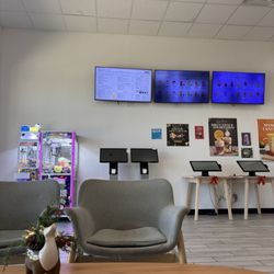 FENG CHA - Forney - Lobby