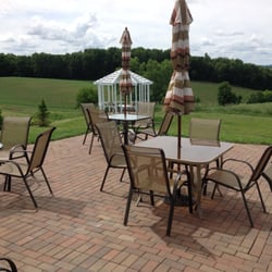 Cottage Winery and Vineyard - Patio with country views