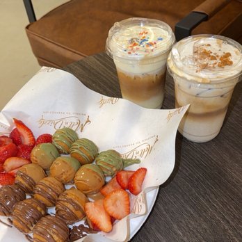 Melt n Drizzle - Desserts Near Me - Mobile, Alabama