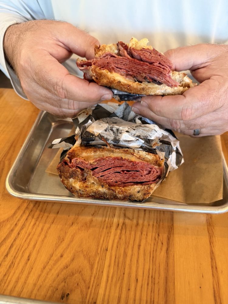 The Downtown Deli Logo