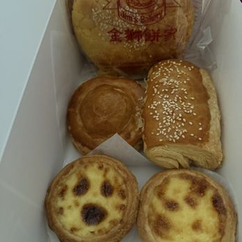 Jim's Bakery - Pineapple Custard Bun, BBQ Pork Pie, Chicken Pie, & Portuguese Egg Tarts (aka Po Tart) - Bakeries Near Me - Monterey Park, California Jim's Bakery - Pineapple Custard Bun, BBQ Pork Pie, Chicken Pie, & Portuguese Egg Tarts (aka Po Tart) - Bakeries Near Me - Monterey Park, California