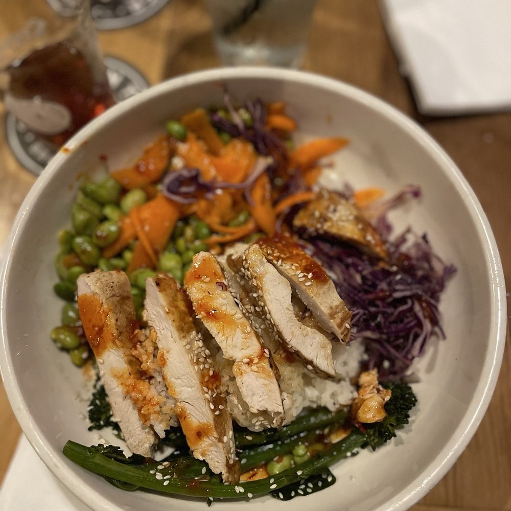 Southern Tier Brewery Pittsburgh - Spicy buddha Bowl with Chicken - Breweries Near Me - Pittsburgh, Pennsylvania Southern Tier Brewery Pittsburgh - Spicy buddha Bowl with Chicken - Breweries Near Me - Pittsburgh, Pennsylvania