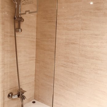 Hotel Zenit Conde Borrell - Hotels Near Me - Barcelona, B