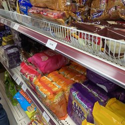 Palawan Oriental Market - Quick view of the snack aisle