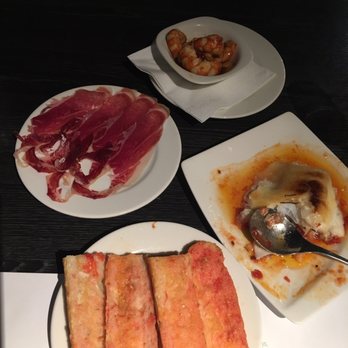 Ciutat Comtal - Tapas Bars Near Me - Barcelona, B