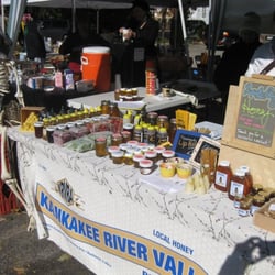 Pilsen Community Market - My Favorite Tent: Local Honey Products