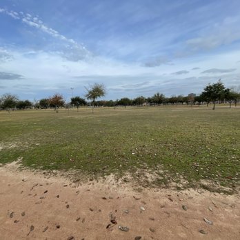 Nottingham Park - Large open space - Parks Near Me - Houston, Texas