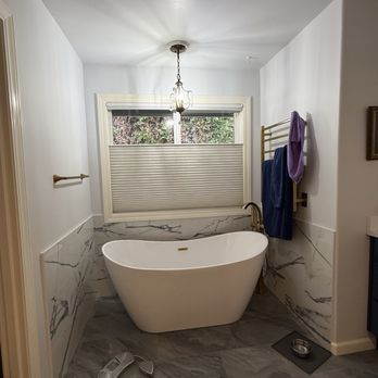 Expression Stone Construction - Bathtub after - General Contractors Near Me - Gig Harbor, Washington