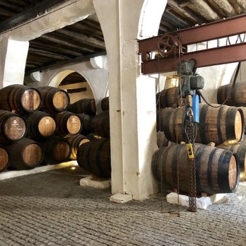 Ramos Pinto - Port & Douro Wine - Beer, Wine & Spirits Near Me - Vila Nova de Gaia, 13