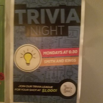 Smith & Kings - Trivia night Mondays - Cocktail Bars Near Me - Honolulu, Hawaii