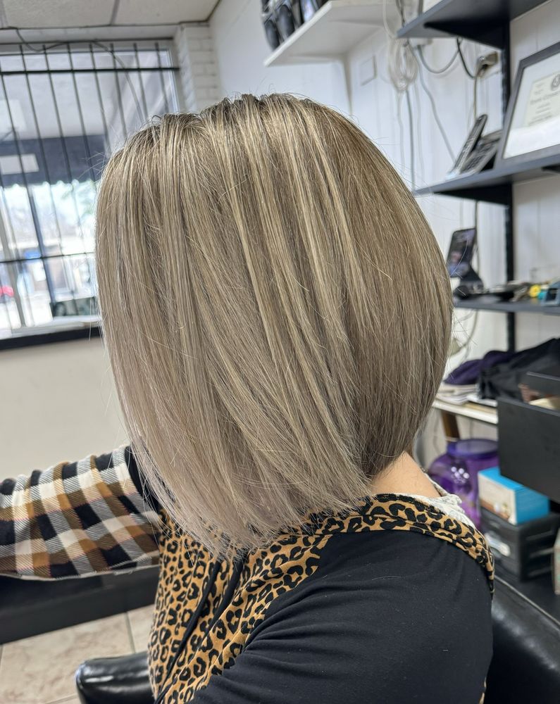 2000 CUTS SALON - Updated August 2024 - 1745 Hollister St, Houston