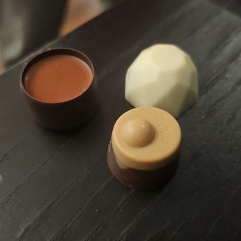Neuhaus - New York - Chocolatiers & Shops Near Me - New York, New York Neuhaus - New York - Chocolatiers & Shops Near Me - New York, New York