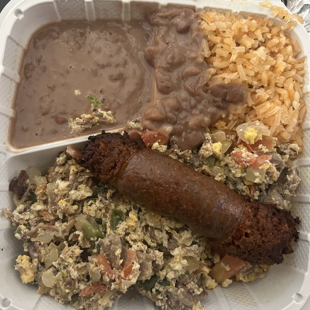 Huevos con Machaca and a side of chorizo Huevos con Machaca and a side of chorizo