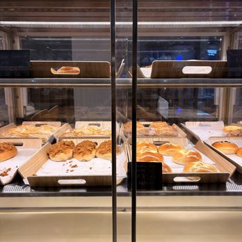 Hong Kong Bakery - Cake and bread selection - Dim Sum Near Me - Duluth, Georgia