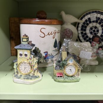 Bliss Market - Used, Vintage & Consignment Near Me - Roseville, California Bliss Market - Used, Vintage & Consignment Near Me - Roseville, California