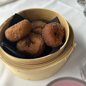 Glowbal - Canadian (New) Near Me - Vancouver, British Columbia