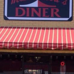 Mama Lou's Diner