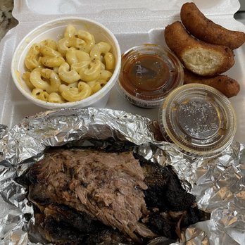 The Q Shack - Chile-Rubbed Beef Brisket Plate - Barbeque Near Me - Charlotte, North Carolina