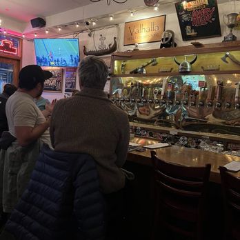 Valhalla - Vibe - Pubs Near Me - New York, New York