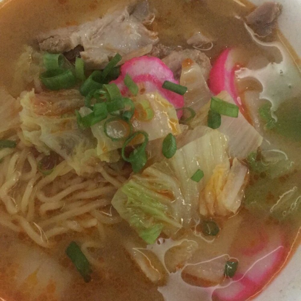 Kam Bowl - Diners Near Me - Honolulu, Hawaii