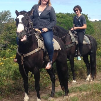 Rustic Rides Farms - Horseback Riding Near Me - Block Island, Rhode Island