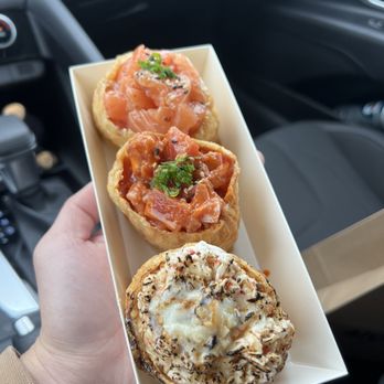 Atoyubu - Garlic butter crab, spicy tuna, fresh salmon - Japanese Near Me - Buena Park, California