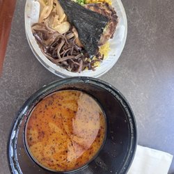 Spicy Tonkotsu Ramen TO GO -Yum!!