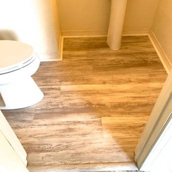 Slammin and Jammin Flooring - Bathroom with transition - Flooring Near Me Slammin and Jammin Flooring - Bathroom with transition - Flooring Near Me