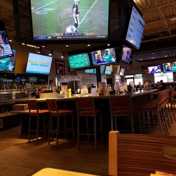 Buffalo Wild Wings - Chicken Wings Near Me - Virginia Beach, Virginia Buffalo Wild Wings - Chicken Wings Near Me - Virginia Beach, Virginia