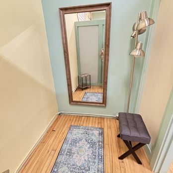 Fabulous Looks Boutique - Spaceous fitting rooms. - Jewelry Near Me - Concord, New Hampshire Fabulous Looks Boutique - Spaceous fitting rooms. - Jewelry Near Me - Concord, New Hampshire