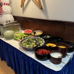 Leo's Sports Page - Soup, Salad and Fruit Station