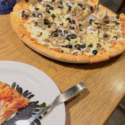 Hi I'm a food snob. Pizzas. One with a frozen crust. Salty. Meh. My other said no stop! So I'm stopping Hi I'm a food snob. Pizzas. One with a frozen crust. Salty. Meh. My other said no stop! So I'm stopping