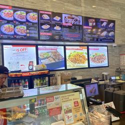 Sarku Japan