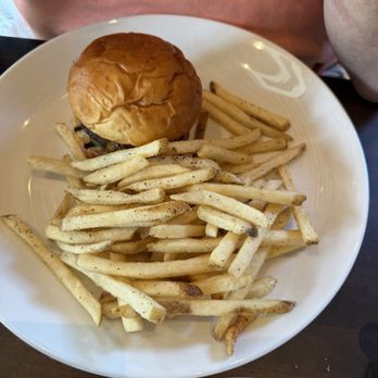 Oxford Place - Burger - Southern Near Me - Jacksonville, Florida Oxford Place - Burger - Southern Near Me - Jacksonville, Florida