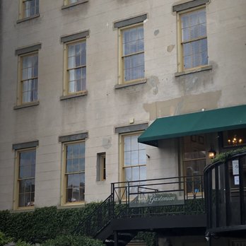 The Gastonian - Rear entrance - 8 parking spots for 12 rooms - Hotels Near Me - Savannah, Georgia The Gastonian - Rear entrance - 8 parking spots for 12 rooms - Hotels Near Me - Savannah, Georgia