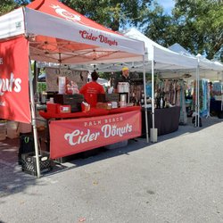 The Gardens GreenMarket - Tasty Cider Donuts