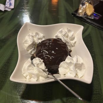 Sushi Yoshi - chocolate lava cake - Sushi Bars Near Me - Stowe, Vermont